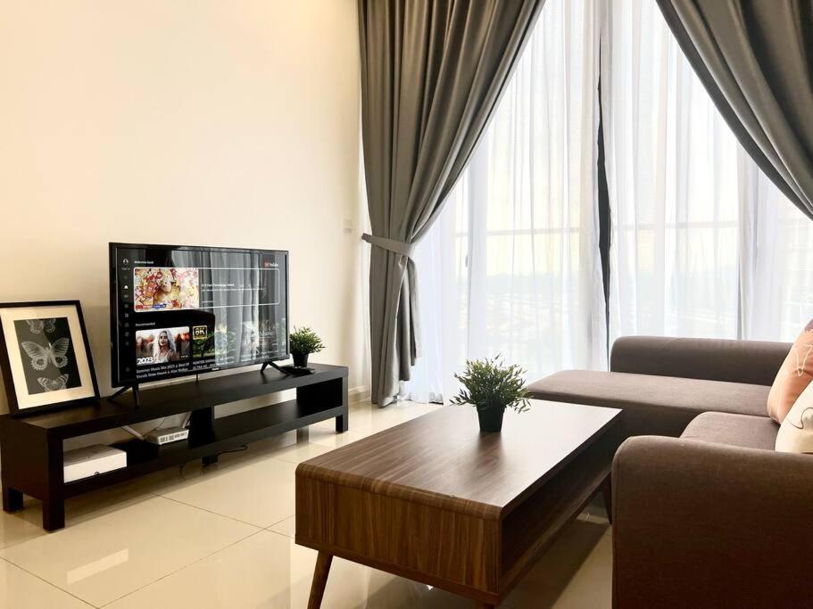 Walk To Legoland, D'Pristine Medini Apartment Nusajaya  Exterior photo
