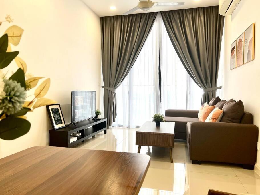 Walk To Legoland, D'Pristine Medini Apartment Nusajaya  Exterior photo